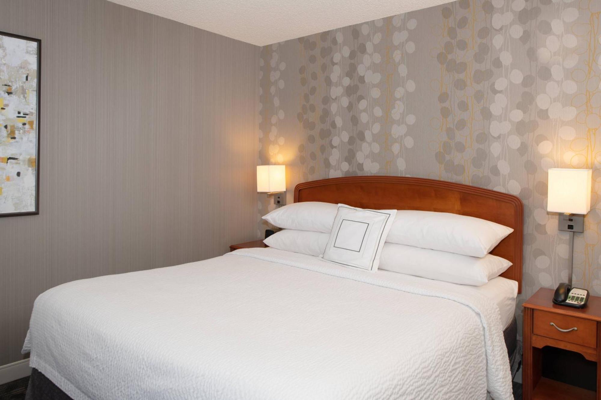 Courtyard By Marriott Newark Silicon Valley Экстерьер фото