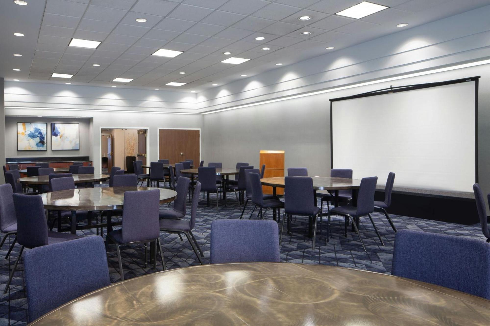 Courtyard By Marriott Newark Silicon Valley Экстерьер фото
