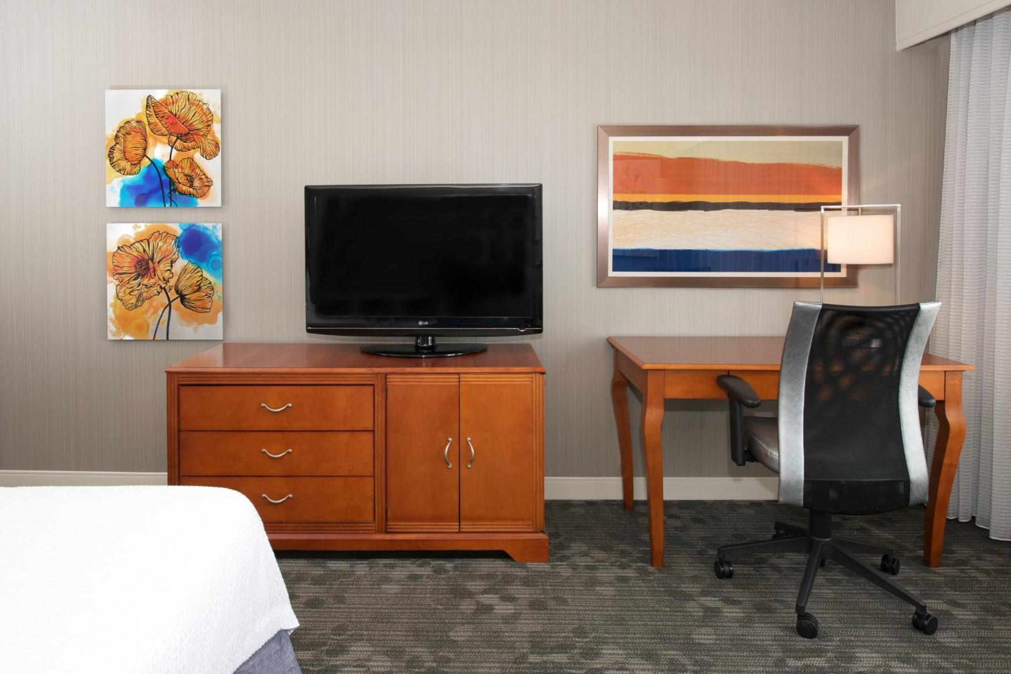 Courtyard By Marriott Newark Silicon Valley Экстерьер фото